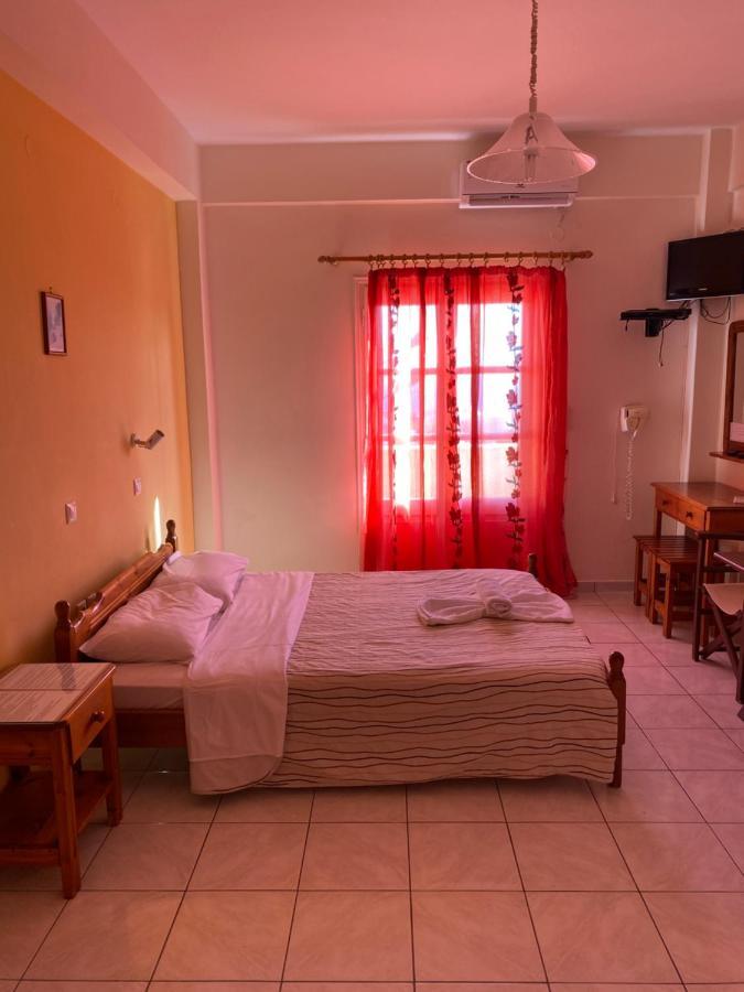 Romantic Spa Resort Exo Katikies  Exterior photo