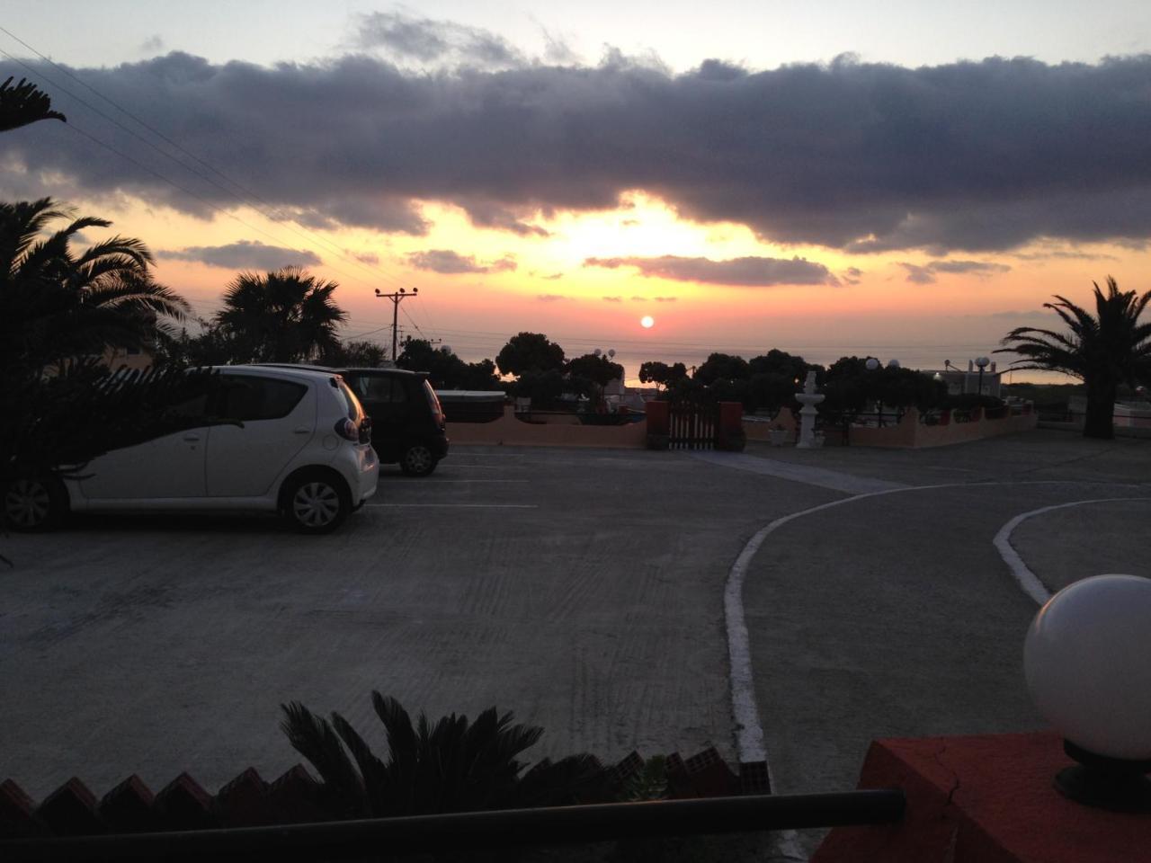 Romantic Spa Resort Exo Katikies  Exterior photo
