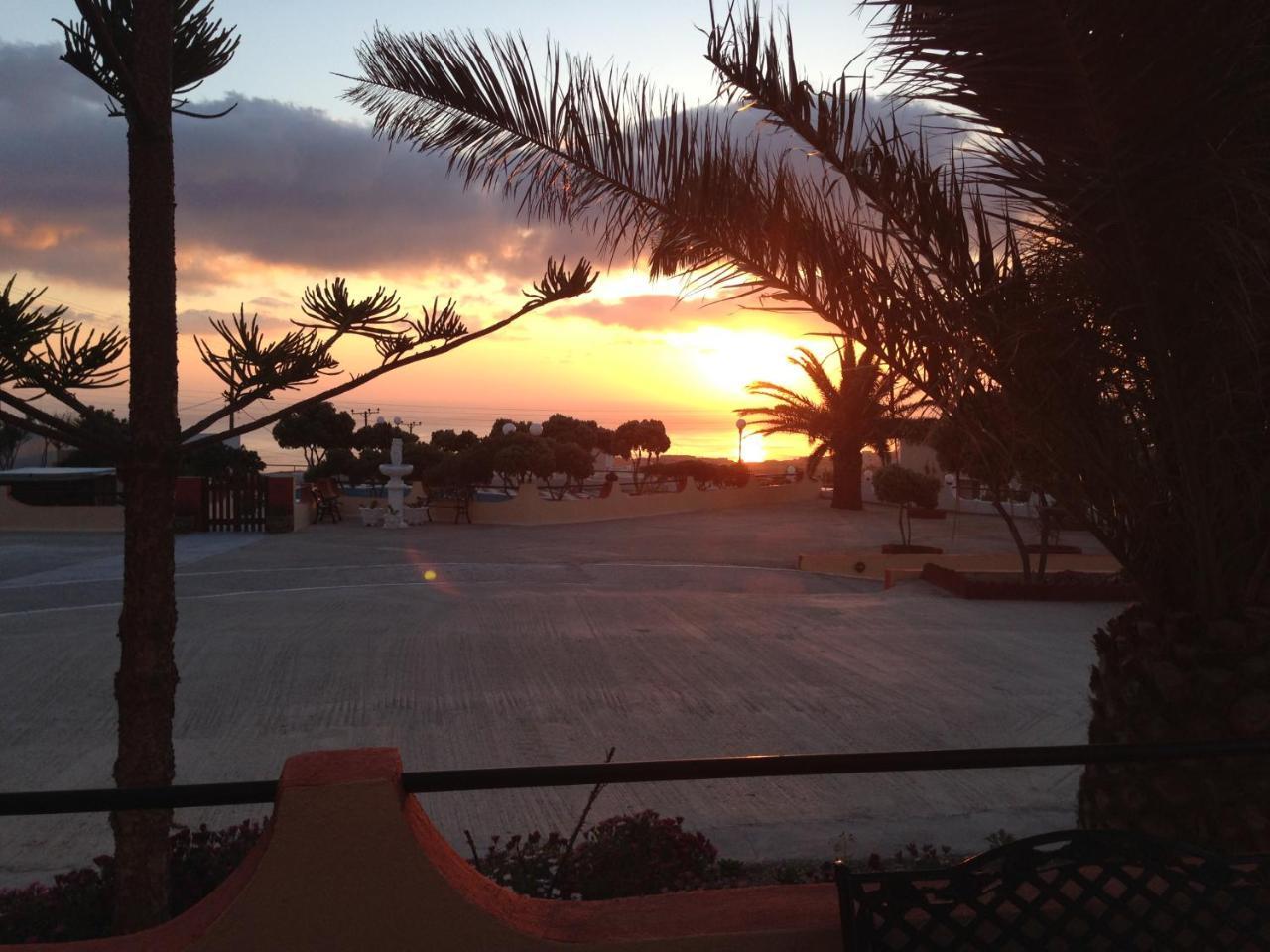 Romantic Spa Resort Exo Katikies  Exterior photo